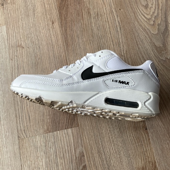 Womens Black and White Nike Air Max 90s - Picture 7 of 9